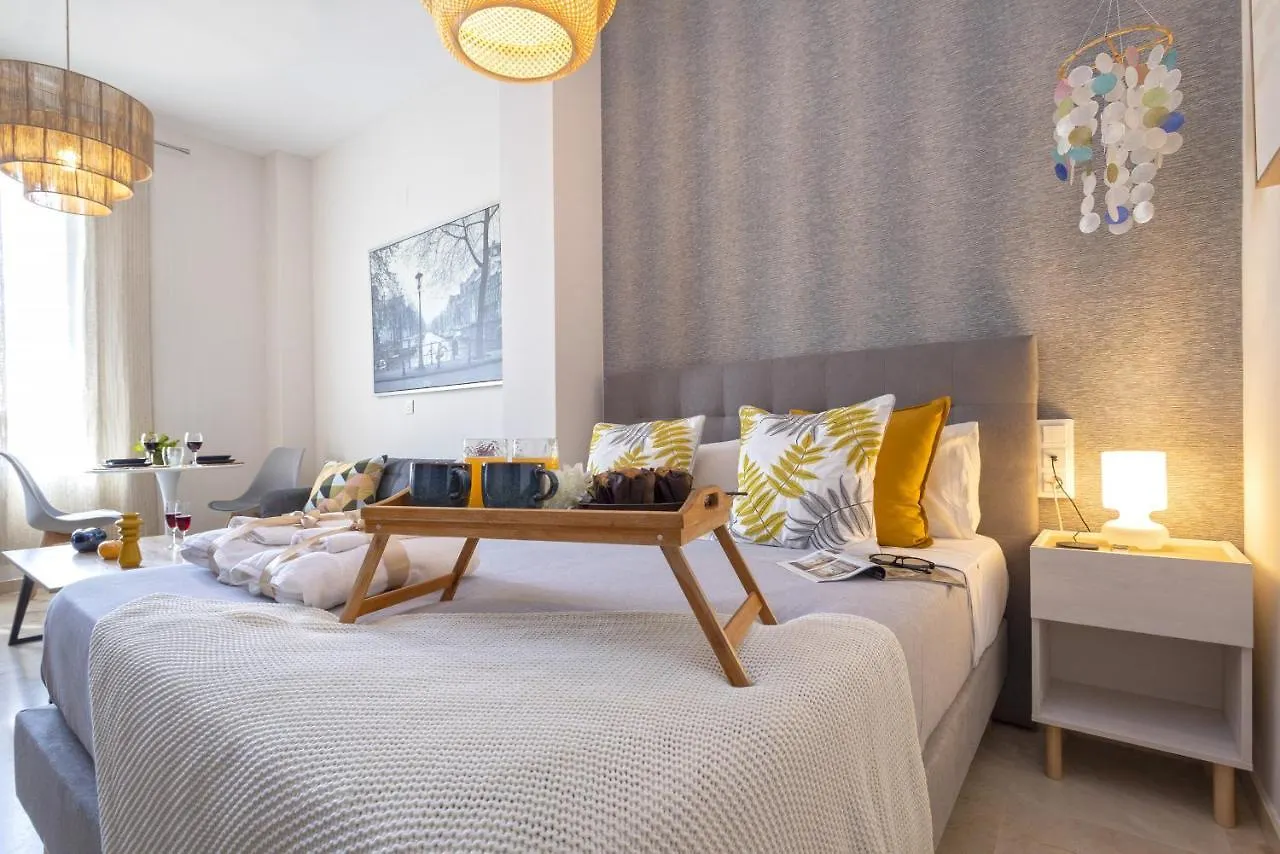-Malagasunapts-Cool Center Pena 12 Malaga