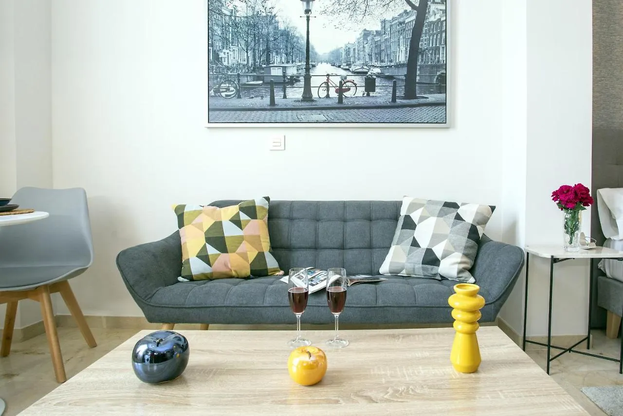 -Malagasunapts-Cool Center Pena 12 0*, Malaga Spain